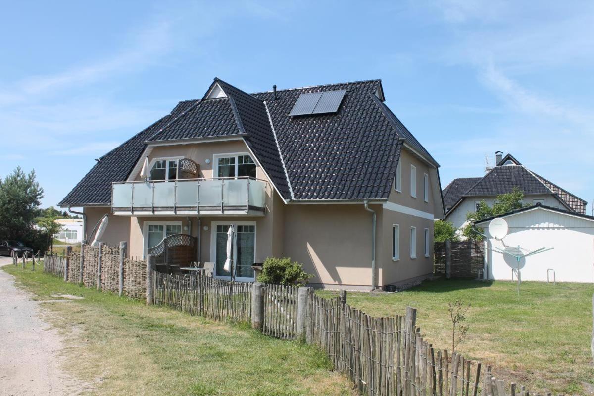 F 86 In Appartement *